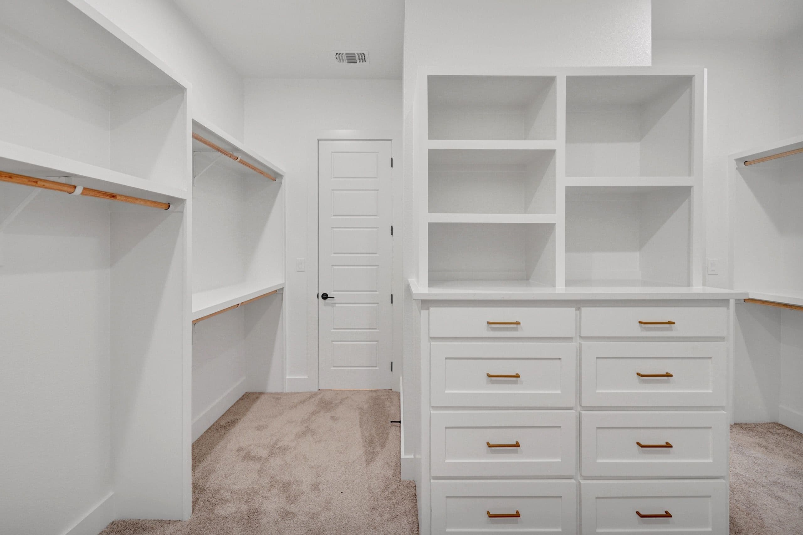 7220 WCR 42 - Photo 8