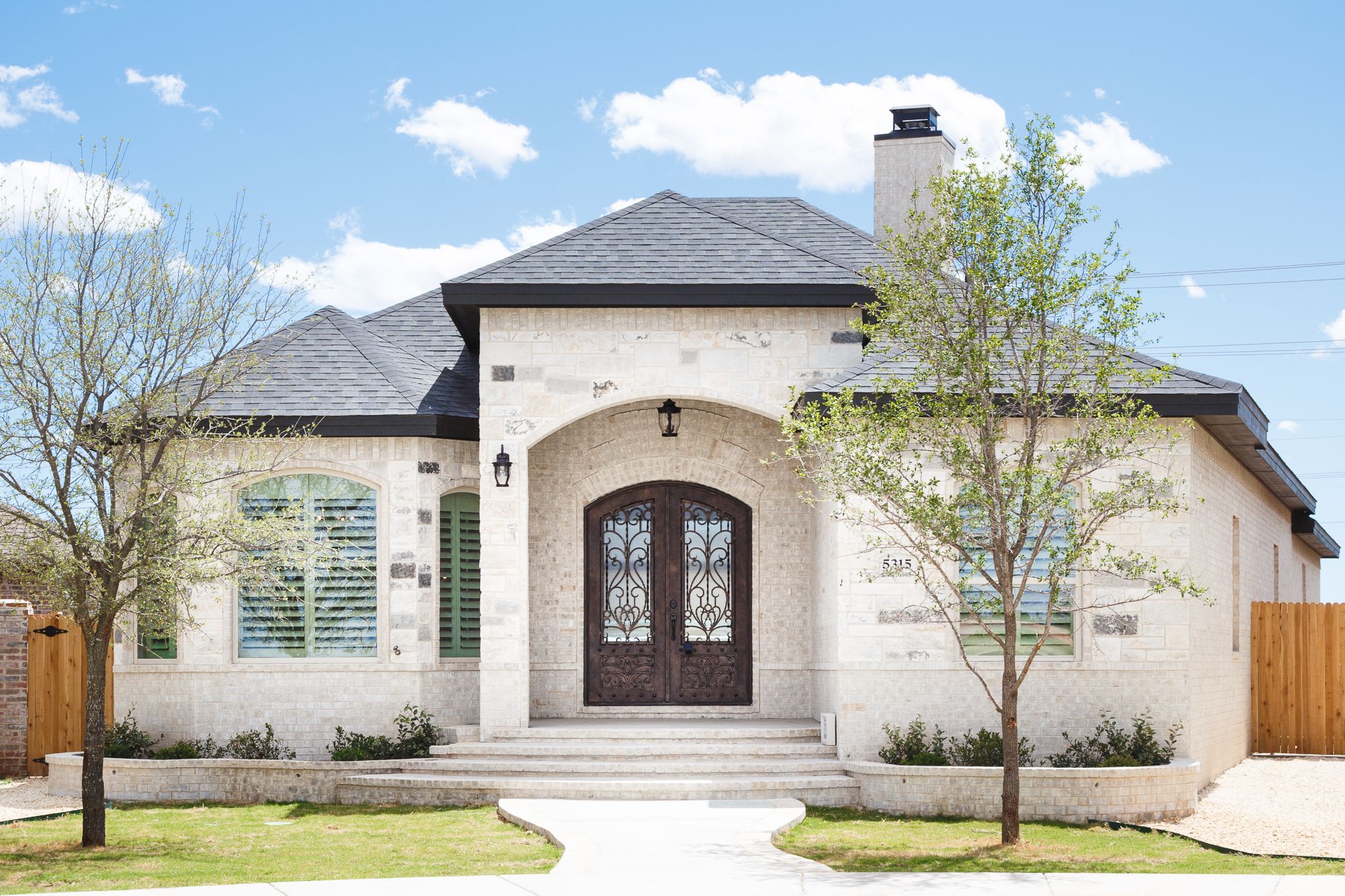 5315 Half Moon Circle