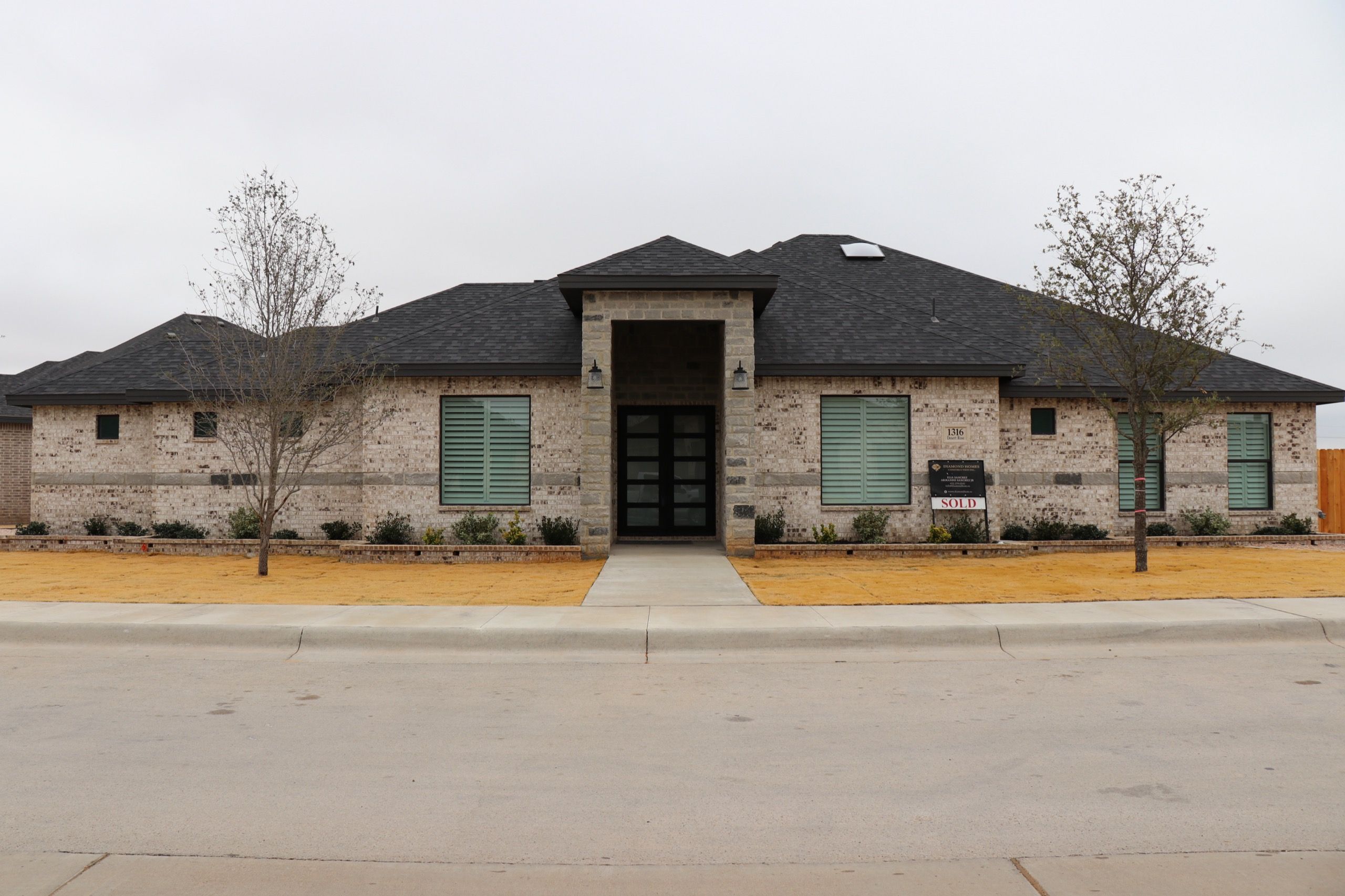 1316 Desert Rose Drive