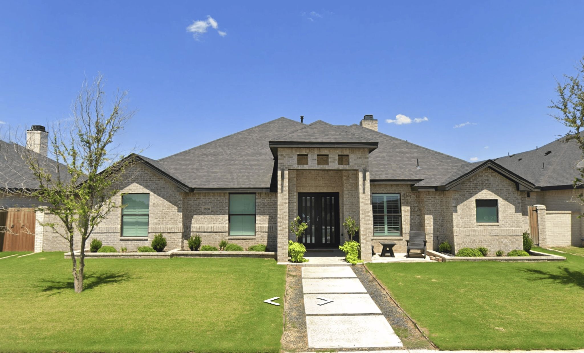 Custom home in Los Patios
