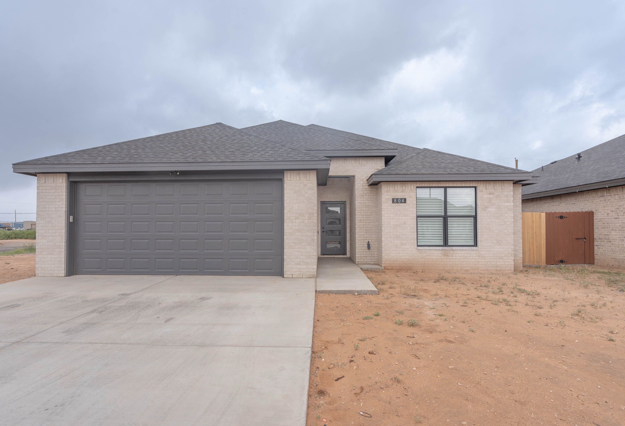 10 Questions to Ask a Custom Home Builder Before You Sign
